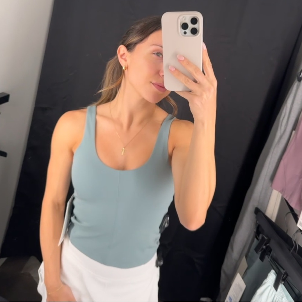 Lululemon Tank Size 4